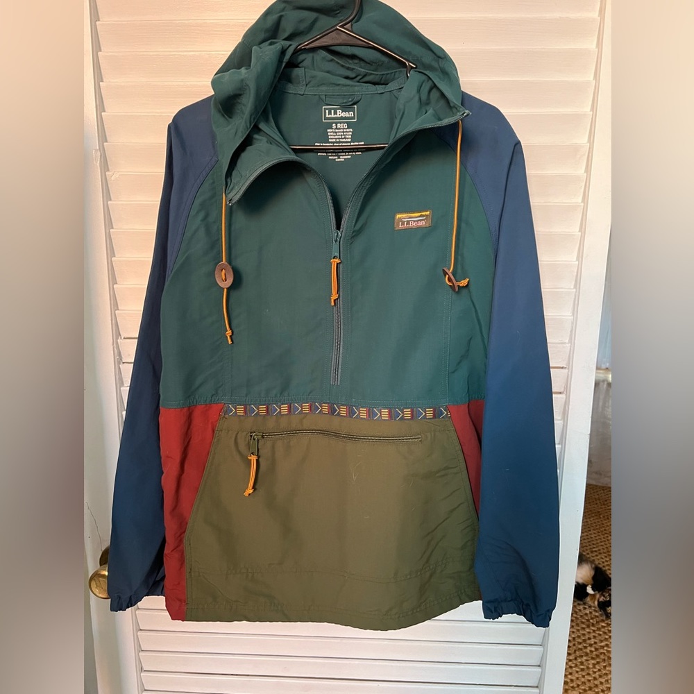 Men’s small LL Bean rain jacket